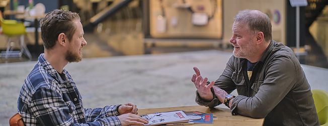 Dag van de Ondernemer: college van B&amp;W gaat langs bedrijven // Schouw op bedrijventerrein Ulgersmaborg 