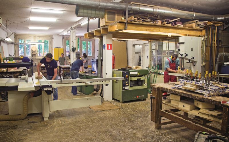 Stadswerkplaats: opdrachten, klusjes en reparaties voor bedrijven en particulieren 